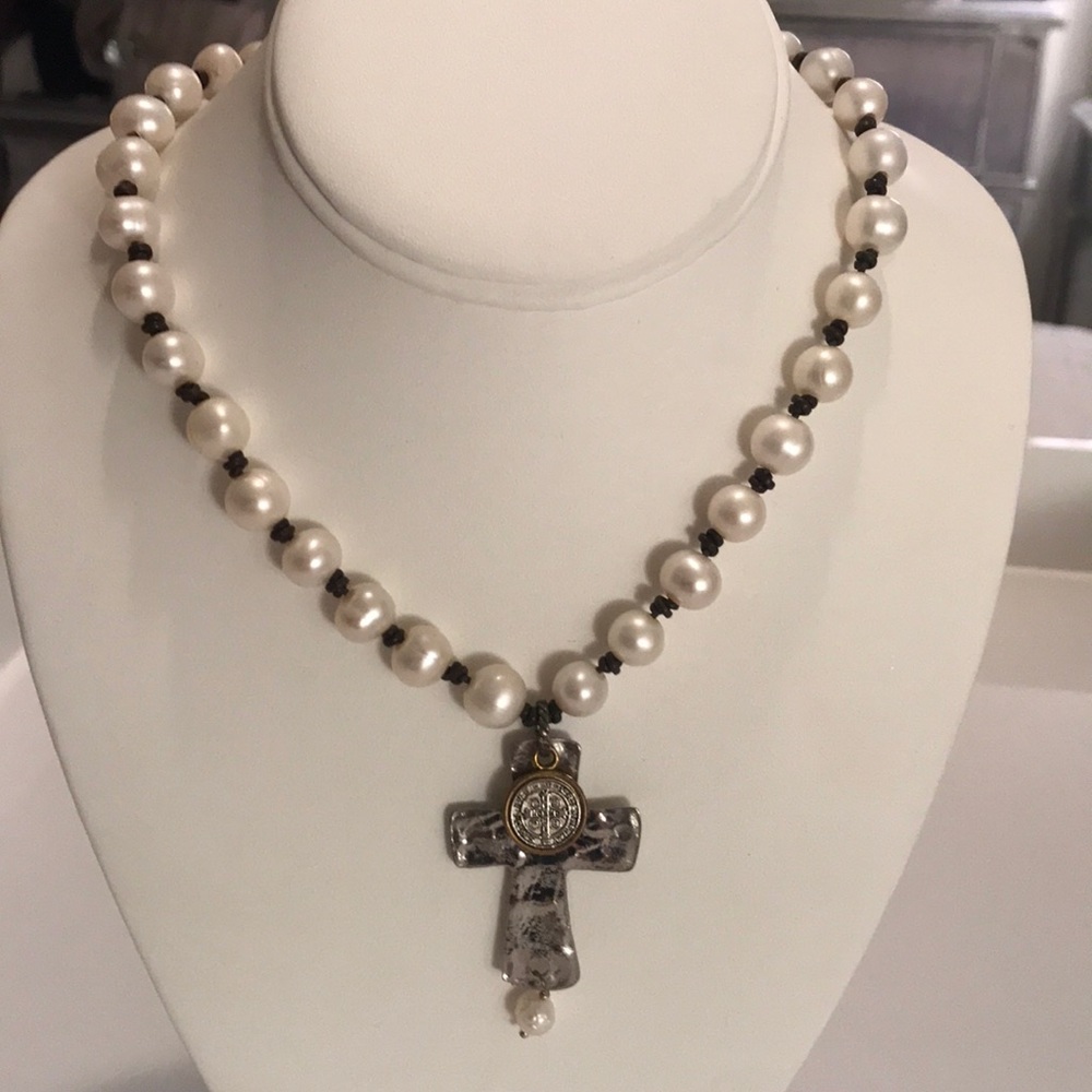 ❤️Handmade pearl cross necklace